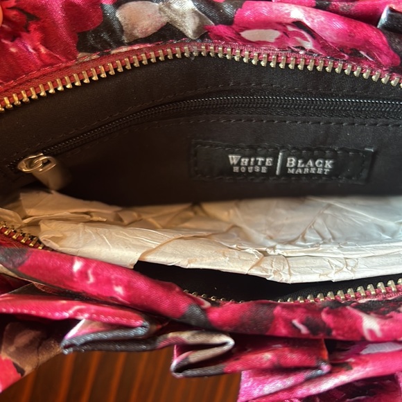 NWT White House Black market pink floral purse - Picture 5 of 5